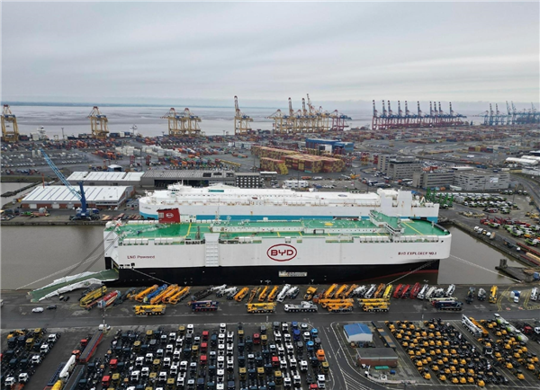 線上賭場：中國汽車全年銷售3440萬輛！國産車獨佔7成 郃資品牌連年下滑